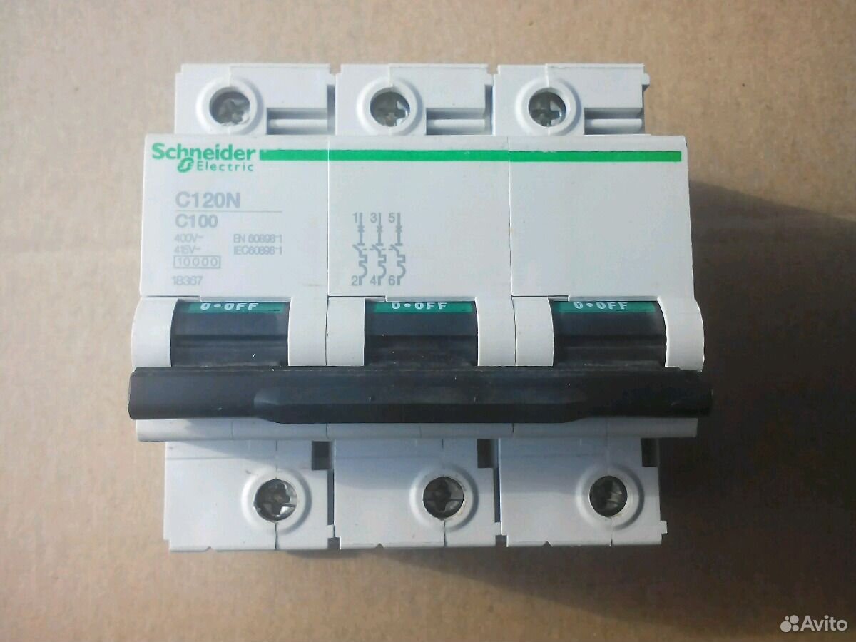 Schneider electric c120n. C120n a9n18365. Автоматический выключатель компакт. Выключатель автоматический пар.