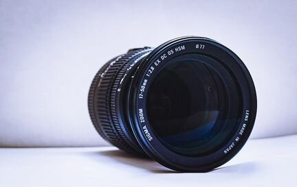 Sigma 17-50mm f/2.8 торг уместен