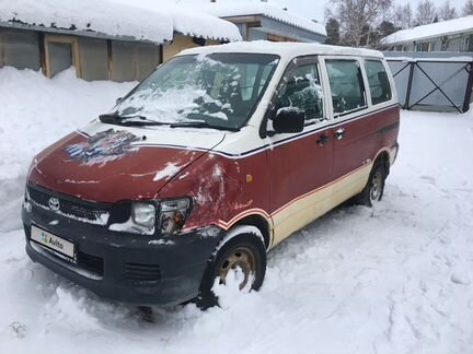 Toyota Town Ace 2.0 МТ, 1998, битый, 170 000 км