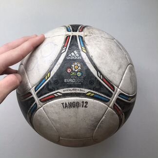 Футбольный мяч Adidas Tango 12 с че 2012