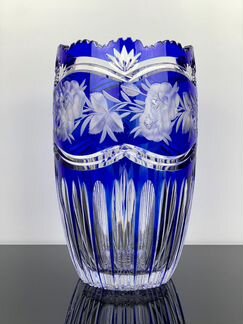 Хрустальная ваза 25 см, кобальт. Германия