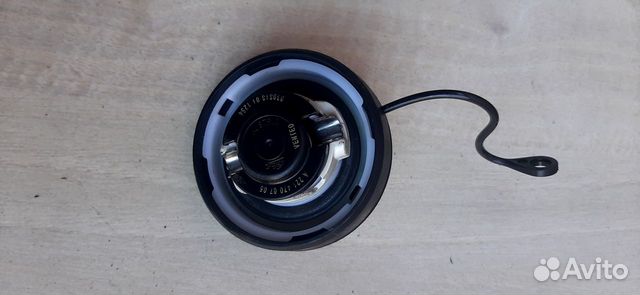 Крышка топливного бака Mercedes-Benz