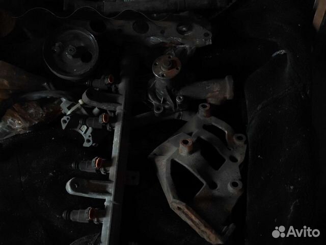 Запчасти с двигателя 12 кл. Акцента