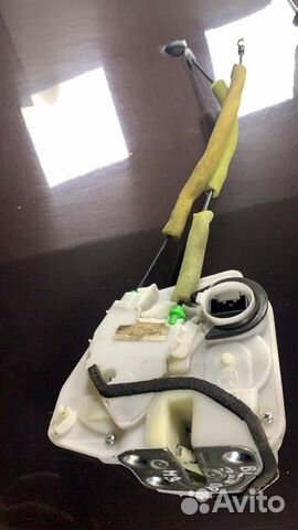 Замок задней двери Мазда 3 BL и др детали