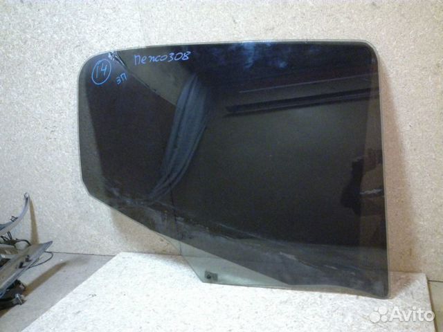 Стекло двери заднее правое Peugeot 308 1.6 EP6