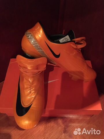 Футбольные бутсы Nike Mercurial Vapor IV FG. italy