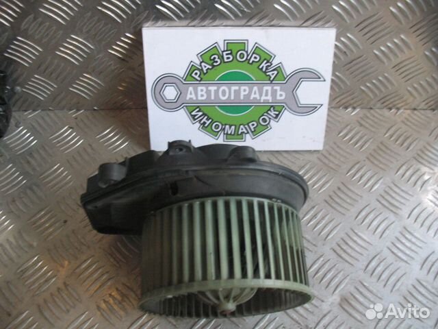 Моторчик отопителя для Volkswagen Passat B5 1997г