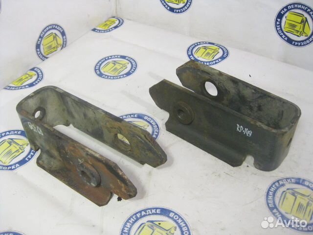 Кронштейн усилителя переднего бампера левый 501062