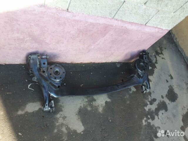 Балка задняя Toyota Alphard