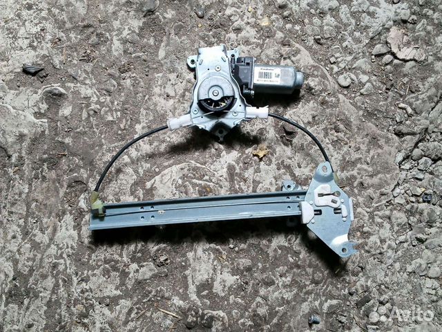 Стеклоподъемник задний левый Nissan Qashqai J10