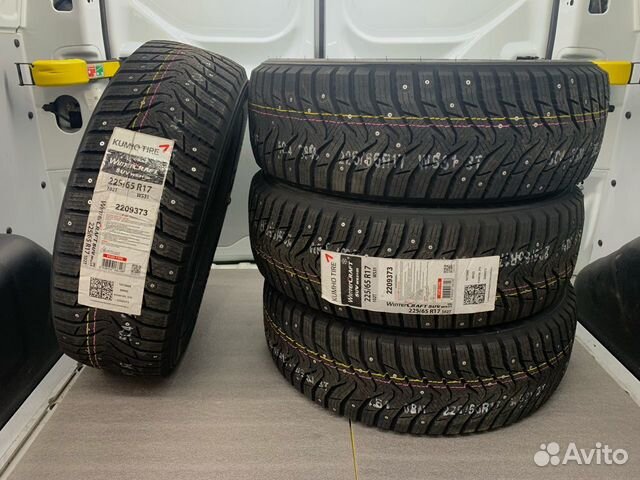 Kumho WinterCraft SUV Ice WS31 215/70 R16 100T