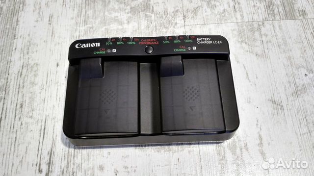 Зарядное устройство Canon LC-E4