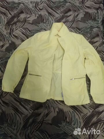 Куртка женская 46 размер