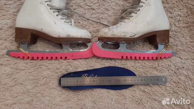 Коньки фигурные
