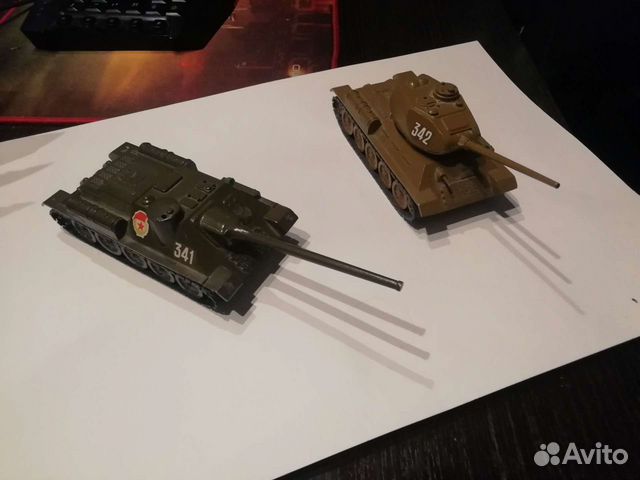 Игрушечные танки