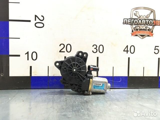 Моторчик стеклоподъемника задний левый Hyundai I30