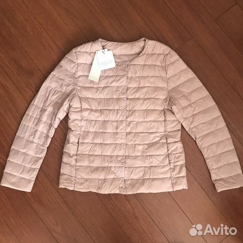 Легкий пуховик