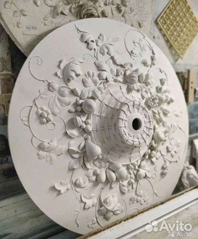 Потолочные розетки,Карнизы