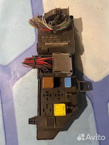 Блок предохранителей 13193590