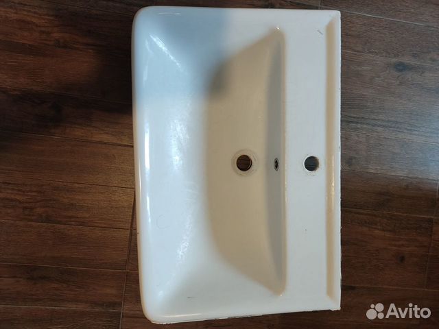 Раковина с зеркалом б/у в ванную