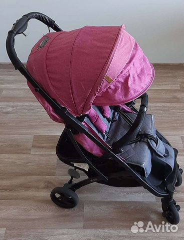 Коляска, складывается в чемоданчик