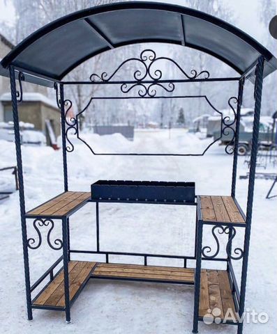 Кованые мангалы с крышей