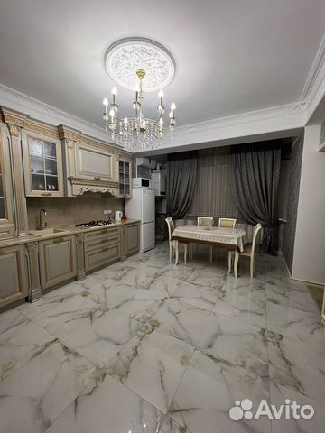 

2-к. квартира, 56 м², 6/12 эт.