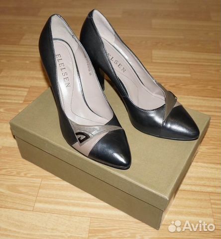 Новые женские туфли