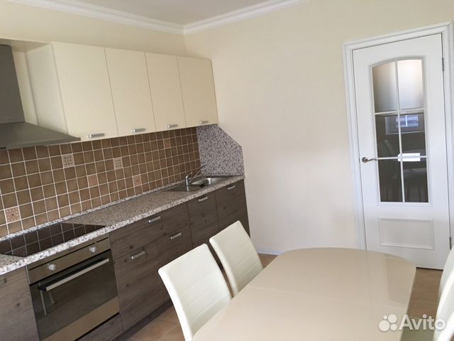 2-к квартира, 75 м², 8/25 эт.