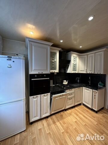 

3-к. квартира, 72 м², 1/9 эт.