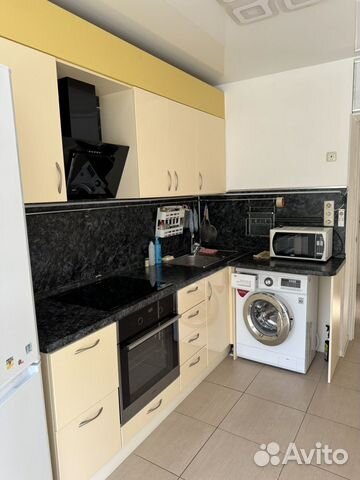 

2-к. квартира, 63 м², 9/12 эт.