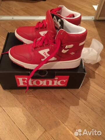 Кроссовки Etonik