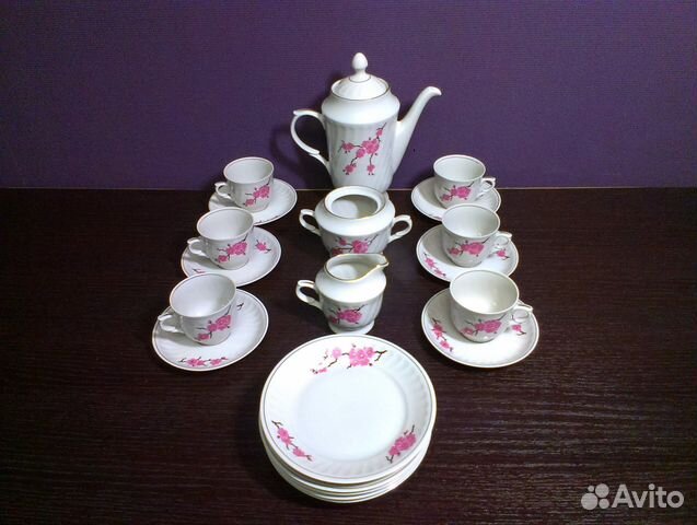 Кофейный сервиз rpr riga. Сервиз рига rpr. Костяной фарфор кофейный сервиз. Чайный сервиз рига. Кофейный сервиз rpr riga.