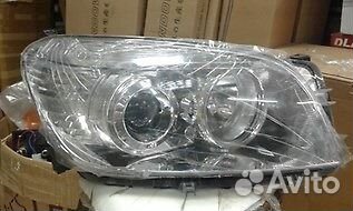 Фара Toyota Rav4 2005-2008 год Фара Toyota Rav4 2005-2008 год