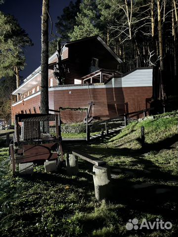 

5-к. дом, 585 м²