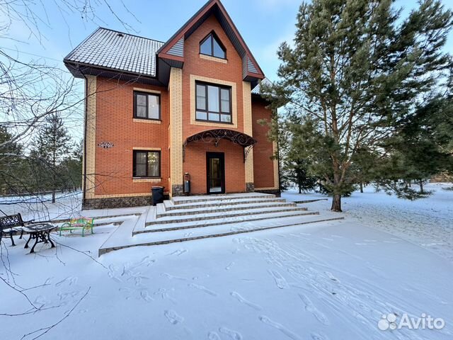 

2-к. коттедж, 180 м²