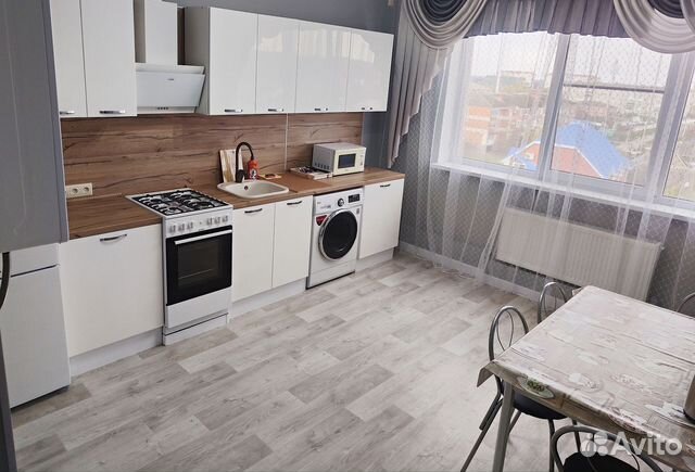 

2-к. квартира, 65 м², 6/9 эт.
