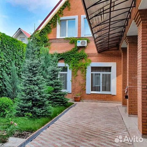

4-к. коттедж, 650 м²