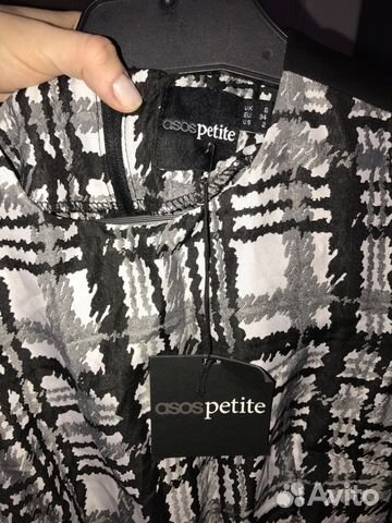 Новое платье ASOS petit черно белое xs Новое платье ASOS petit черно белое xs