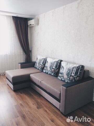

2-к. квартира, 65 м², 6/10 эт.