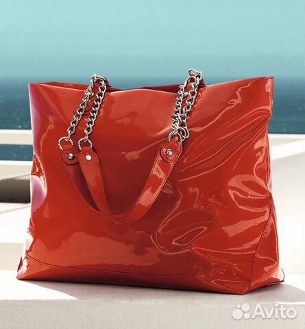 Красная сумка от орифлейм