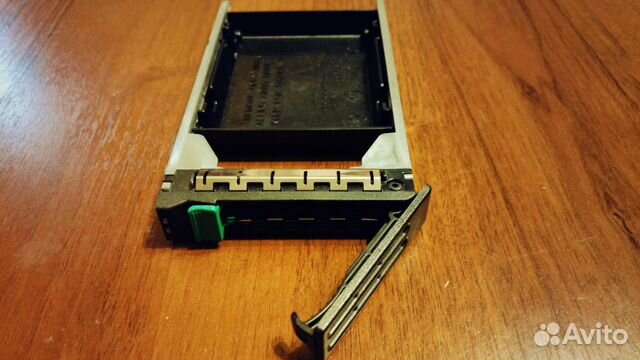Салазки SAS/SATA 2,5 Салазки SAS/SATA 2,5