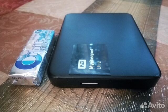 Жесткий диск внешний 1 TB (WD elements portable)