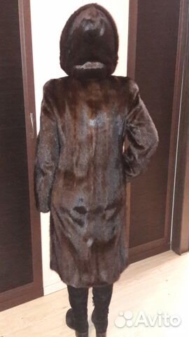 Шуба норковая с капюшоном Шуба норковая с капюшоном