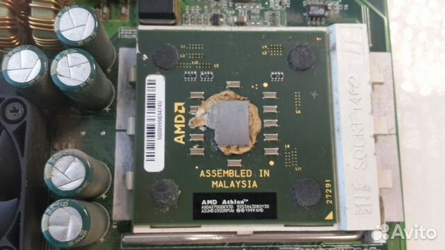 Процессор AMD Athlon XP 2700+ axda2700dkv3d