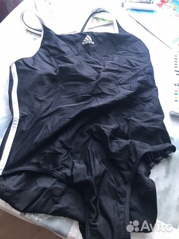 Купальник adidas в бассейн на девочку р 155 Купальник adidas в бассейн на девочку р 155