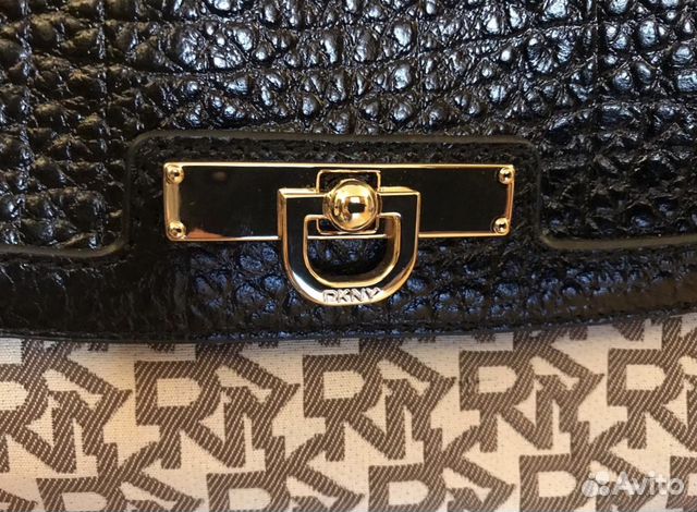 Клатч на цепочке dkny