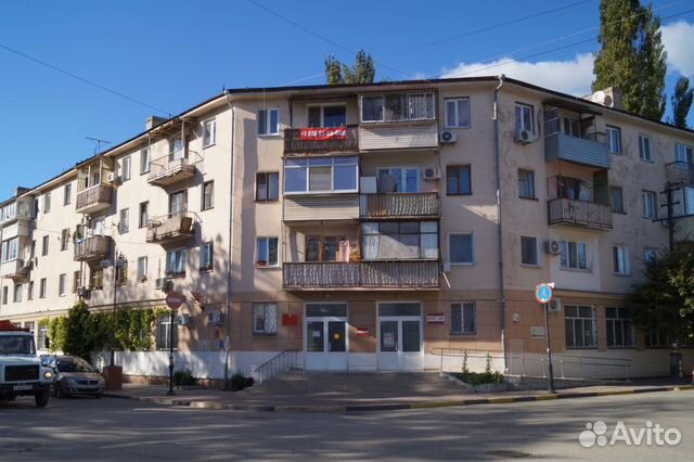 2-к квартира, 60 м², 4/4 эт.