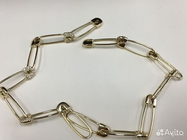 Золотой браслет с бриллиантами, булавки
