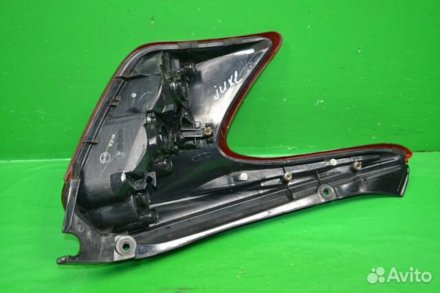 Фонарь правый Nissan Juke 10-14